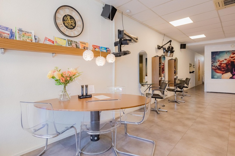WinkelruimteaanEssenlaan 46 a<br/> inSassenheim WinkelruimteaanEssenlaan 46 a<br/> inSassenheim