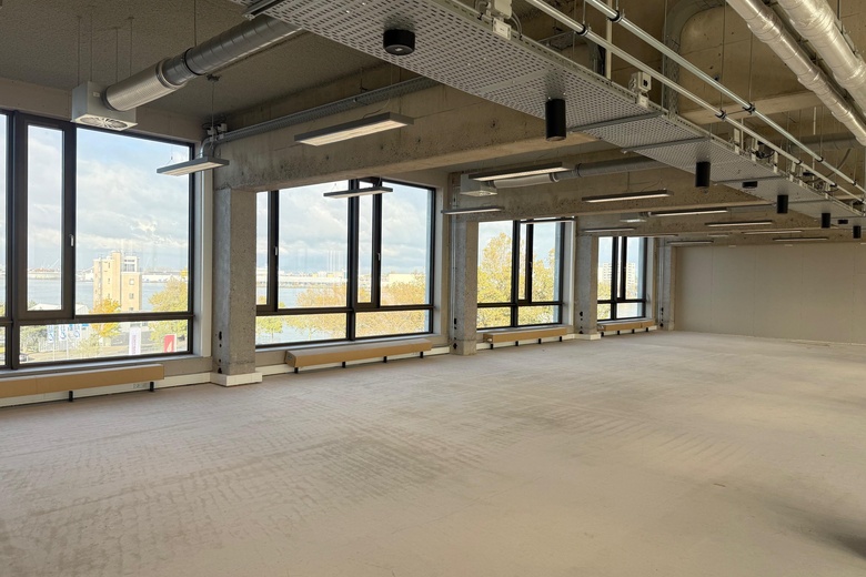 KantoorruimteaanSluisjesdijk 159<br/> inRotterdam