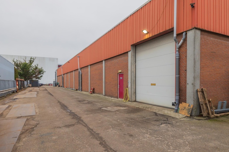 BedrijfsruimteaanProduktieweg 12<br/> inZoeterwoude BedrijfsruimteaanProduktieweg 12<br/> inZoeterwoude