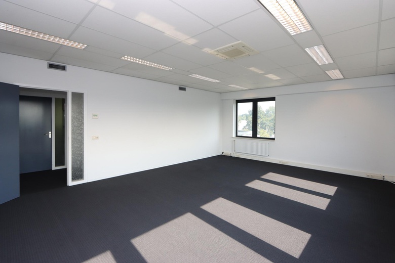 KantoorruimteaanRadioweg 2 - 6<br/> inAlmere KantoorruimteaanRadioweg 2 - 6<br/> inAlmere