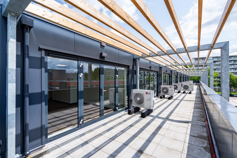 BedrijfsruimteaanEemmeerlaan 2 M<br/> inWeesp