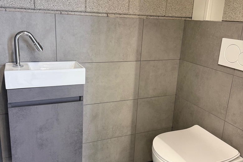 BedrijfsruimteaanMiddelweg 59<br/> inNieuwkuijk