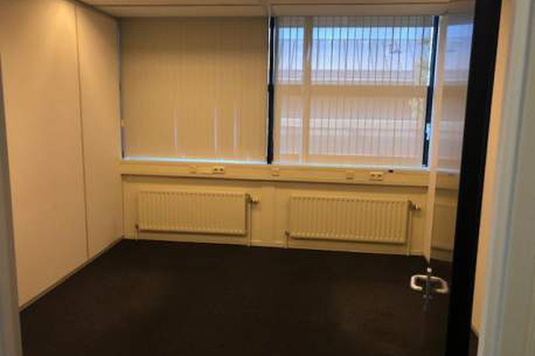Kantoorruimteaande Molen 30-32 2e etage<br/> inHouten Kantoorruimteaande Molen 30-32 2e etage<br/> inHouten