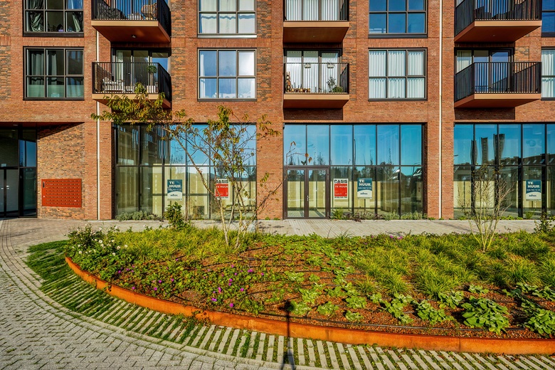 WinkelruimteaanMolenplein 155<br/> inZoeterwoude WinkelruimteaanMolenplein 155<br/> inZoeterwoude