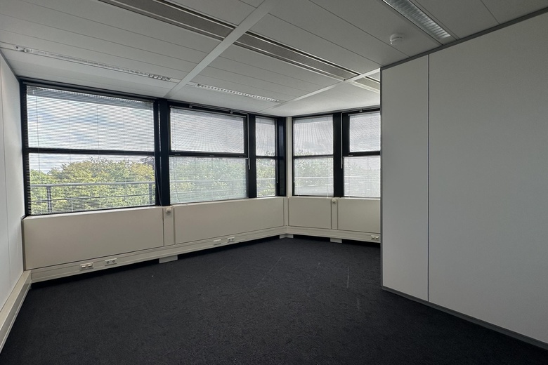 KantoorruimteaanJoulehof 12 c<br/> inBergen op Zoom KantoorruimteaanJoulehof 12 c<br/> inBergen op Zoom