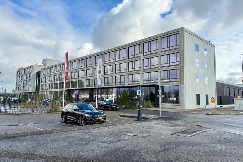 Bekijk foto 1 van Sluisjesdijk 159