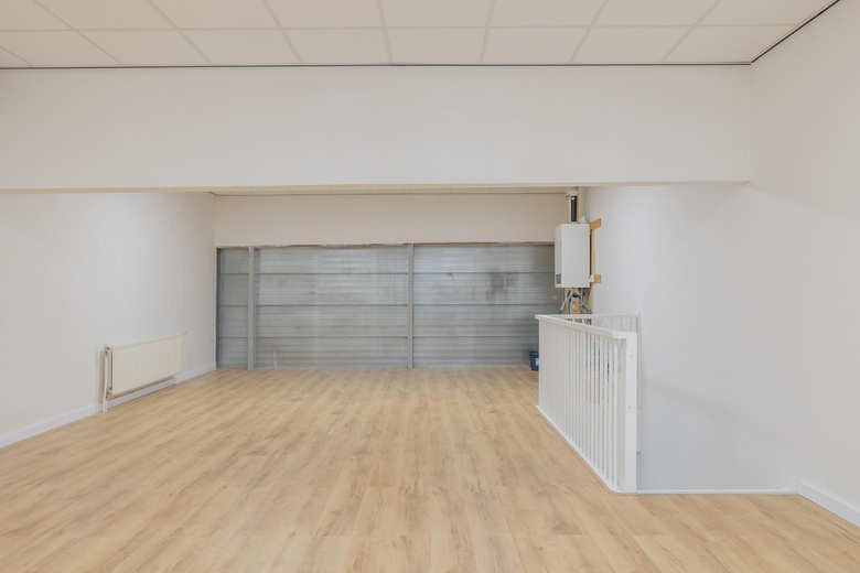 BedrijfsruimteaanMeer en Duin 24 B<br/> inLisse BedrijfsruimteaanMeer en Duin 24 B<br/> inLisse