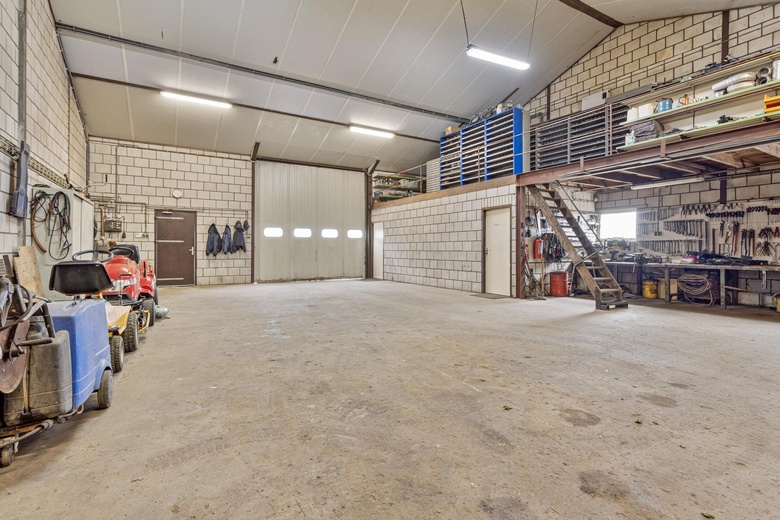 BedrijfsruimteaanTeeuwenhofweg 4 A<br/> inLeunen