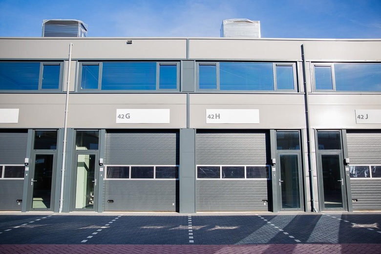 BedrijfsruimteaanLaan van 's-Gravenmade 40 - 42<br/> inDen Haag BedrijfsruimteaanLaan van 's-Gravenmade 40 - 42<br/> inDen Haag