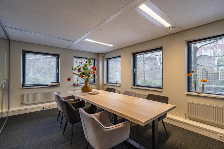 KantoorruimteaanNaarderpoort 2<br/> inNaarden KantoorruimteaanNaarderpoort 2<br/> inNaarden