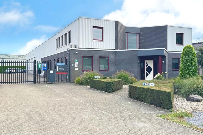Bekijk foto Bedrijfsruimte aan de Industrieweg 7 in Oost-Vlieland Bekijk foto Bedrijfsruimte aan de Industrieweg 7 in Oost-Vlieland