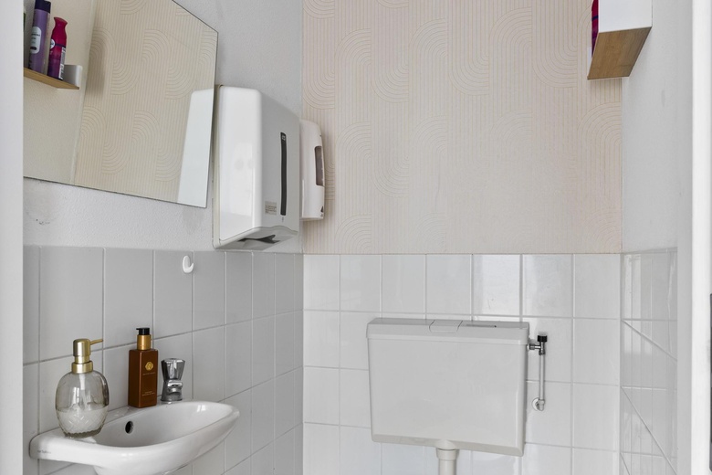 BedrijfsruimteaanOperetteweg 74<br/> inAlmere