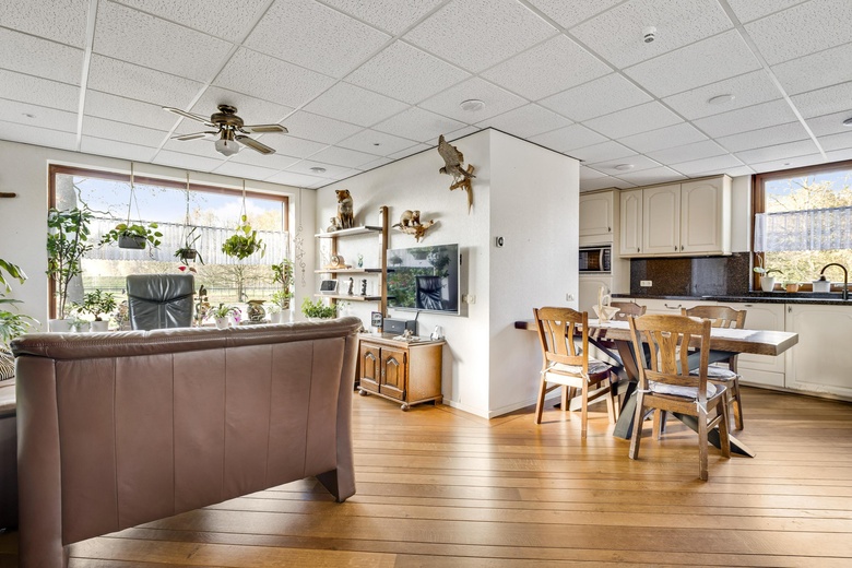 BedrijfsruimteaanVenloseweg 111<br/> inHorst