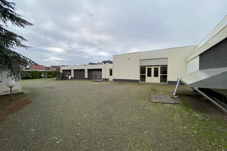 BedrijfsruimteaanPastoor Bastiaansensingel 31 A<br/> inStuivezand BedrijfsruimteaanPastoor Bastiaansensingel 31 A<br/> inStuivezand