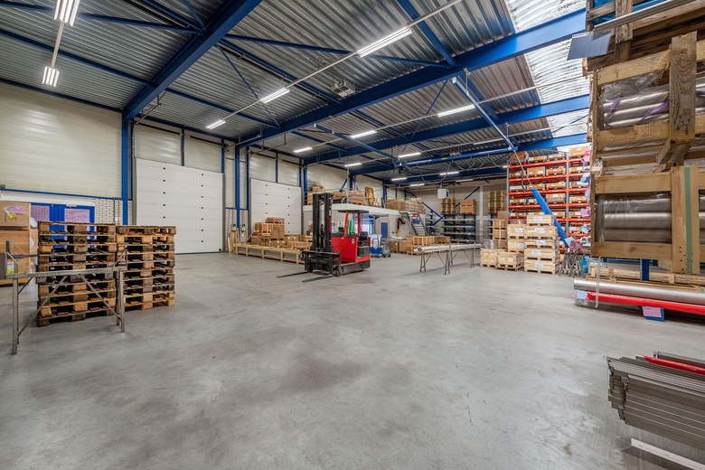 BedrijfsruimteaanVierlinghstraat 10<br/> inWerkendam BedrijfsruimteaanVierlinghstraat 10<br/> inWerkendam
