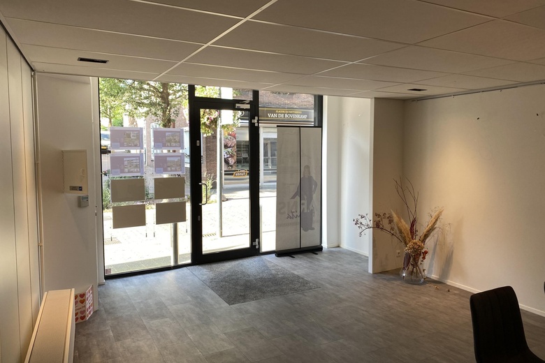WinkelruimteaanDorpsstraat 96<br/> inRenkum WinkelruimteaanDorpsstraat 96<br/> inRenkum