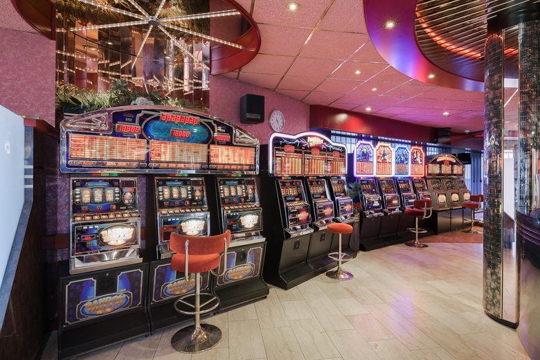 WinkelruimteaanMarkthoek 103<br/> inWinterswijk WinkelruimteaanMarkthoek 103<br/> inWinterswijk