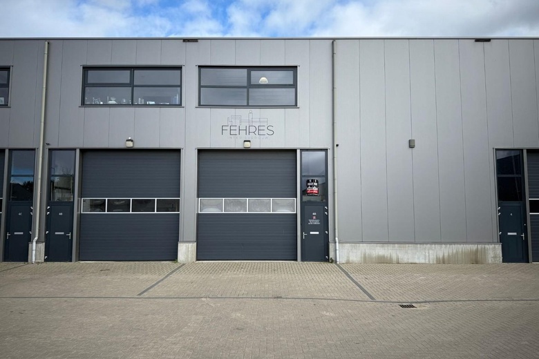 Bekijk foto 1 van Nijverheidsterrein 4 A