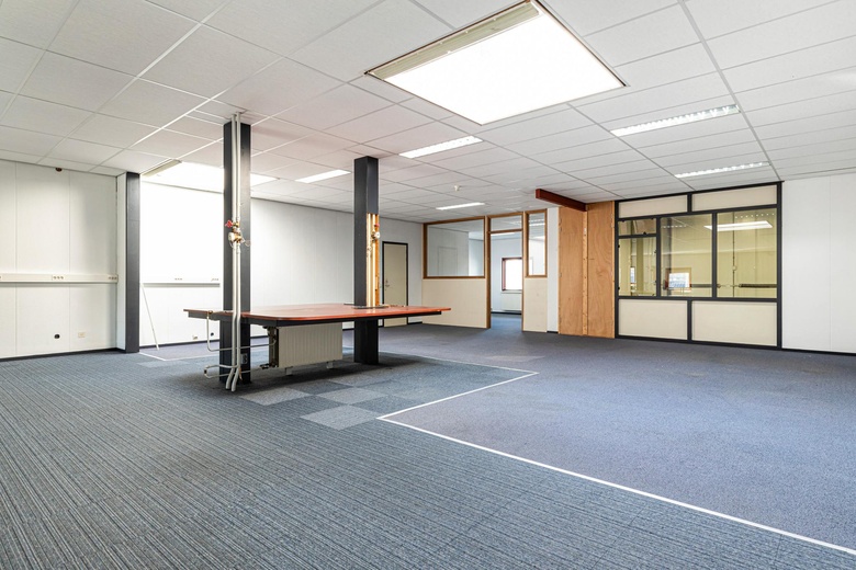 BedrijfsruimteaanEuromarkt 129<br/> inAlphen aan den Rijn