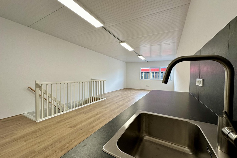BedrijfsruimteaanNikkelweg 5<br/> inAlphen aan den Rijn BedrijfsruimteaanNikkelweg 5<br/> inAlphen aan den Rijn