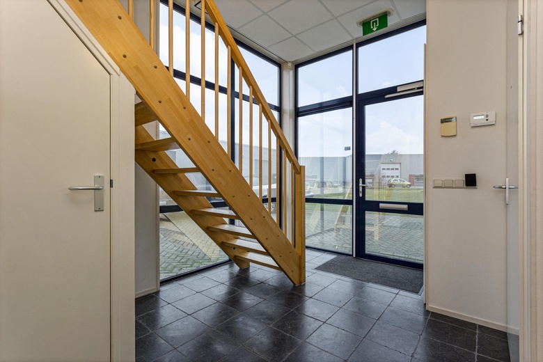 KantoorruimteaanCelsiusweg 18 e<br/> inElst KantoorruimteaanCelsiusweg 18 e<br/> inElst