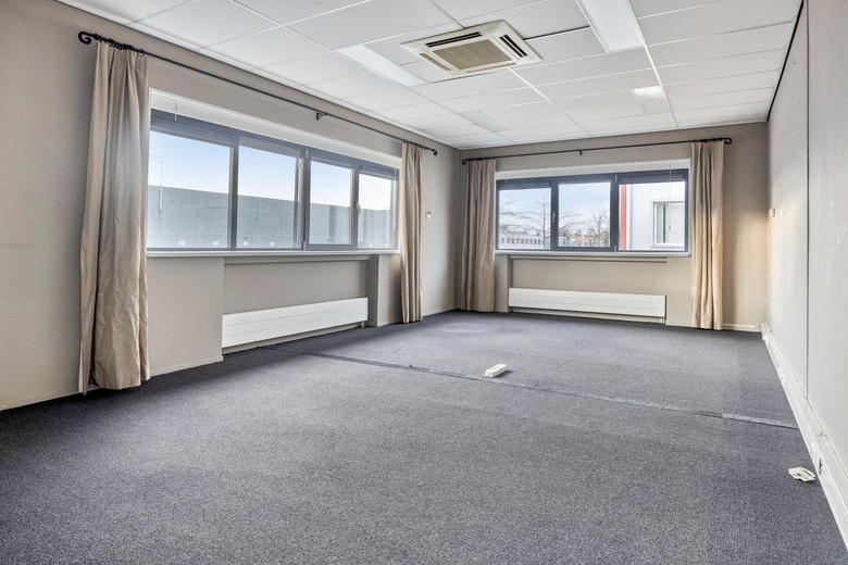 BedrijfsruimteaanSolingenstraat 49<br/> inDeventer