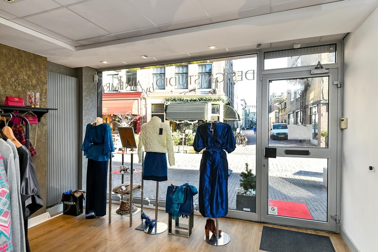 WinkelruimteaanBakkerstraat 53<br/> inArnhem WinkelruimteaanBakkerstraat 53<br/> inArnhem