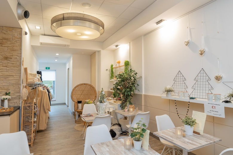 WinkelruimteaanKanaalstraat 68<br/> inLisse