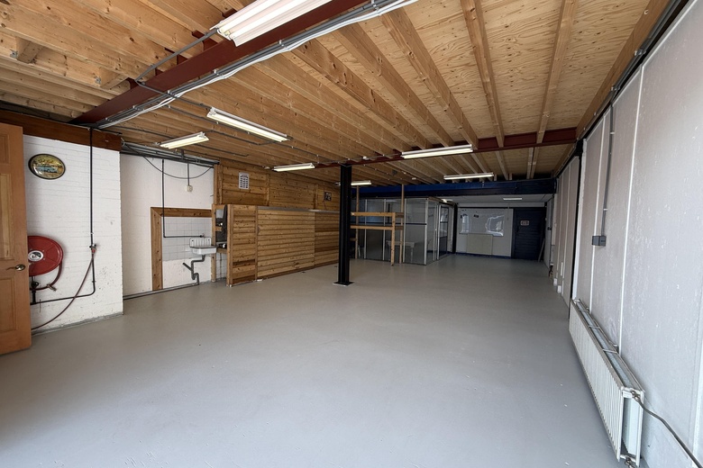 BedrijfsruimteaanKeurmeesterstraat 11 d<br/> inRidderkerk