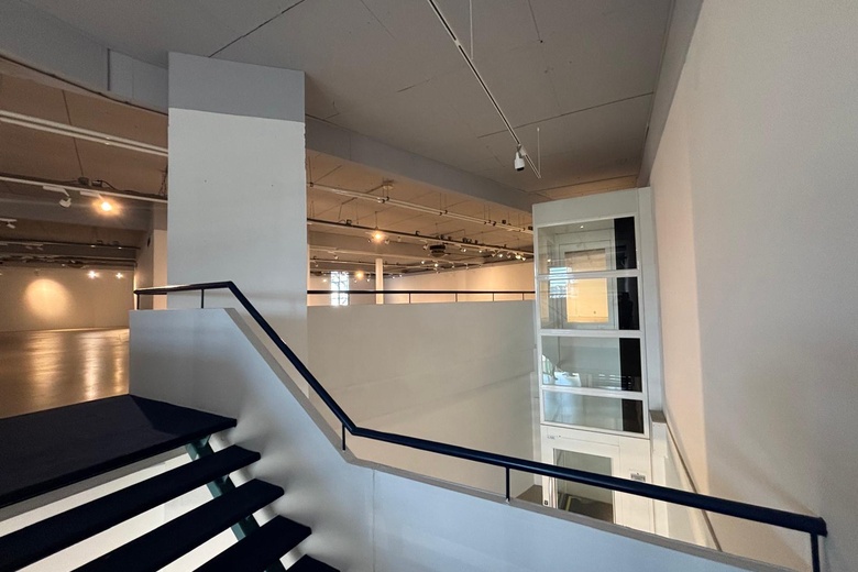 WinkelruimteaanVenlosingel 21<br/> inArnhem WinkelruimteaanVenlosingel 21<br/> inArnhem