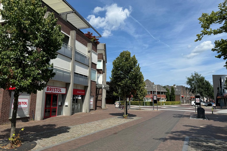WinkelruimteaanOranjestraat 1<br/> inBest WinkelruimteaanOranjestraat 1<br/> inBest