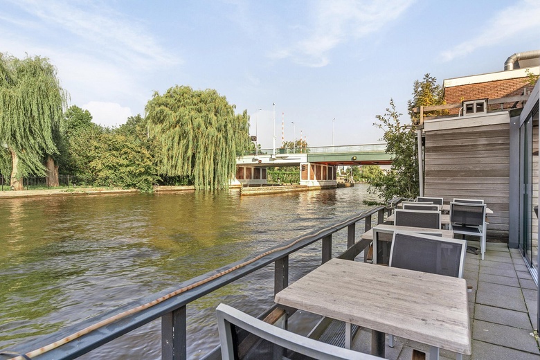 HorecaaanHooftstraat 161<br/> inAlphen aan den Rijn