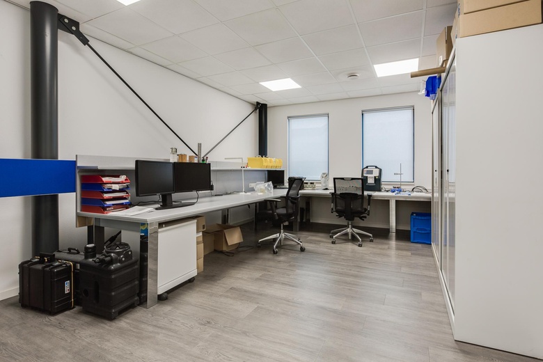 BedrijfsruimteaanIndustrieweg 14<br/> inMaassluis BedrijfsruimteaanIndustrieweg 14<br/> inMaassluis