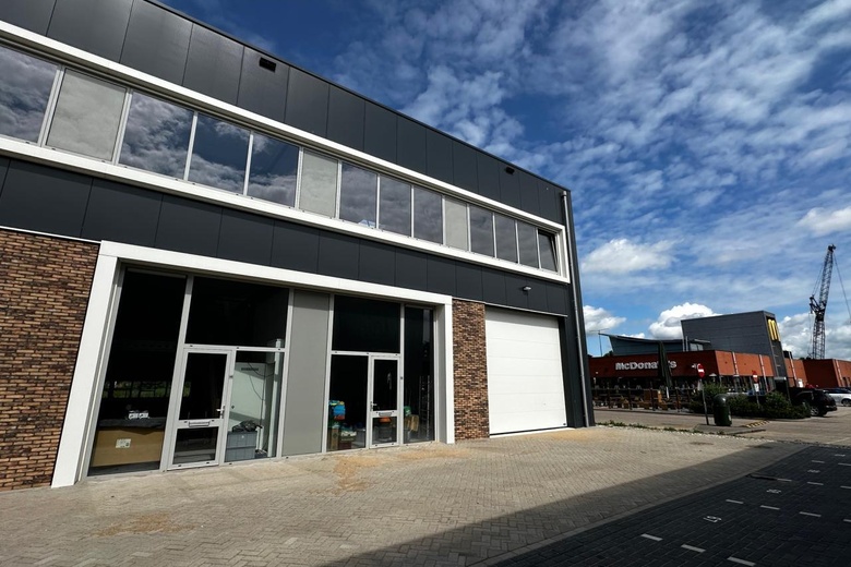 BedrijfsruimteaanKelvinstraat 9<br/> inZoetermeer