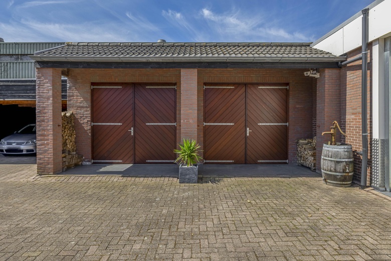 BedrijfsruimteaanM. Beenstraat 16<br/> inSpijkenisse