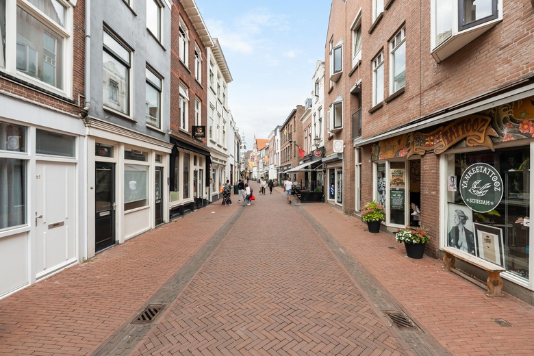 Bekijk foto 1 van Hoogstraat 145