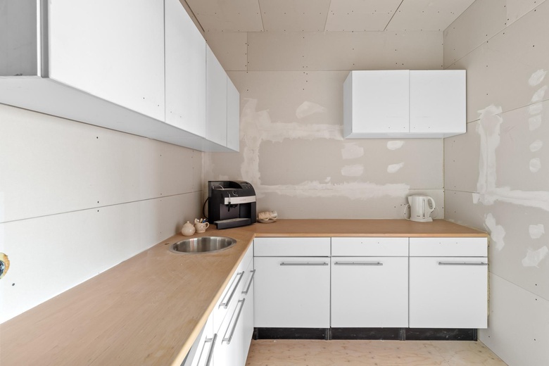 BedrijfsruimteaanNeon 25 p<br/> inOud-Gastel