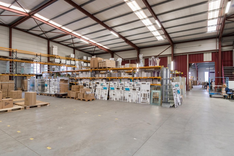 BedrijfsruimteaanVeldweg 14<br/> inHerkenbosch BedrijfsruimteaanVeldweg 14<br/> inHerkenbosch