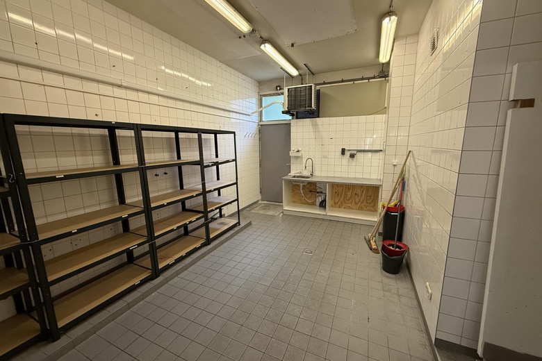 WinkelruimteaanKarel Doormanstraat 332<br/> inRotterdam