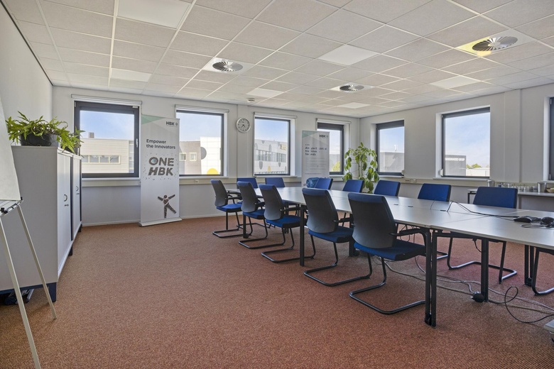 KantoorruimteaanSchutweg 15 a<br/> inWaalwijk KantoorruimteaanSchutweg 15 a<br/> inWaalwijk