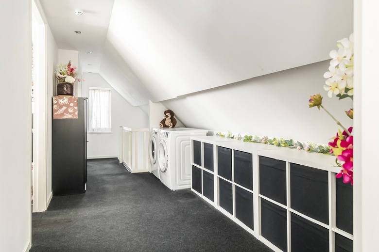 BedrijfsruimteaanTorenstraat 14<br/> inHeukelum BedrijfsruimteaanTorenstraat 14<br/> inHeukelum