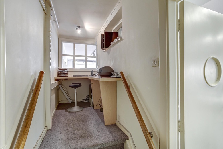 WinkelruimteaanWaterstraat 54<br/> inTiel WinkelruimteaanWaterstraat 54<br/> inTiel