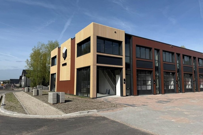 Bekijk foto Bedrijfsruimte aan de Samoaweg 43 A in Aalsmeer