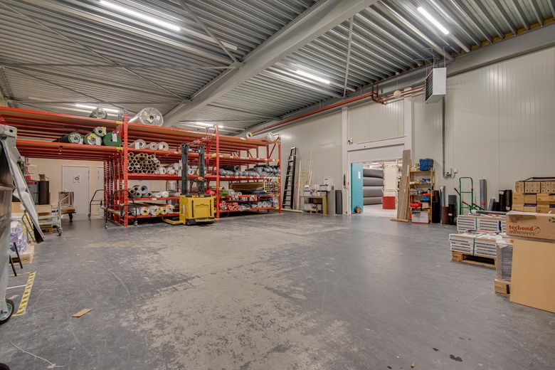 WinkelruimteaanEngelseweg 220 A<br/> inHelmond WinkelruimteaanEngelseweg 220 A<br/> inHelmond