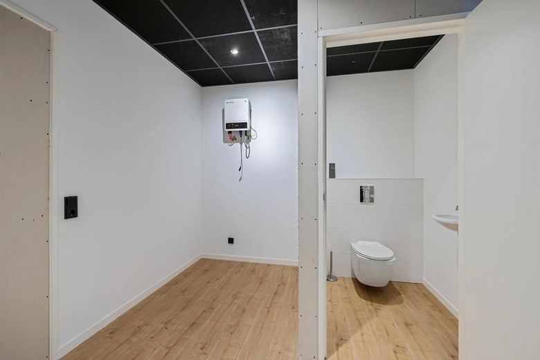 BedrijfsruimteaanCeresweg 54<br/> inLeeuwarden BedrijfsruimteaanCeresweg 54<br/> inLeeuwarden