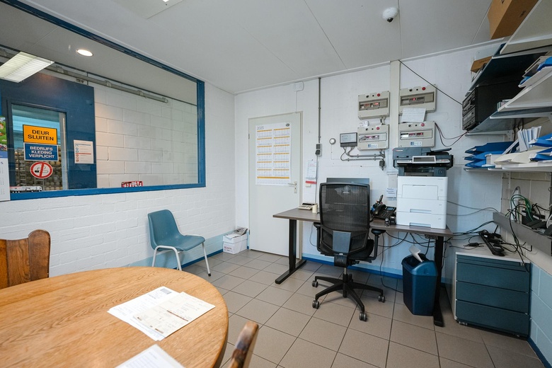 BedrijfsruimteaanPaul Gabrielstraat 19<br/> inDeurne BedrijfsruimteaanPaul Gabrielstraat 19<br/> inDeurne