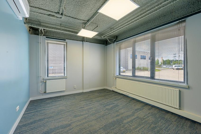 BedrijfsruimteaanDriemanssteeweg 52<br/> inRotterdam BedrijfsruimteaanDriemanssteeweg 52<br/> inRotterdam
