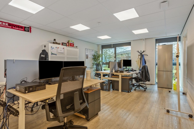 BedrijfsruimteaanZandzuigerstraat 52<br/> inAlmere BedrijfsruimteaanZandzuigerstraat 52<br/> inAlmere