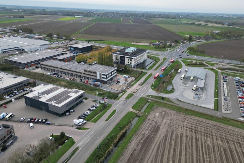 BedrijfsruimteaanReedijk 8 F 15<br/> inHeinenoord