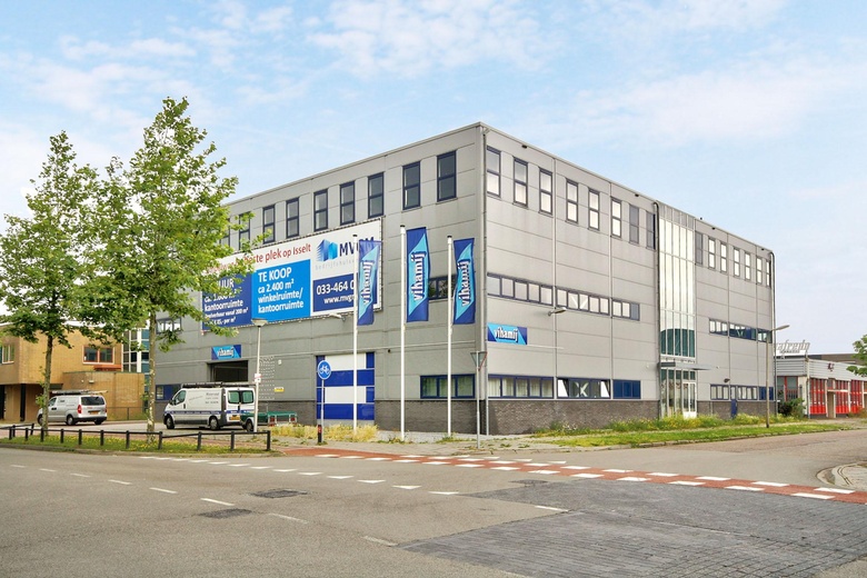 Bekijk foto 1 van Nijverheidsweg-Noord 77 Bekijk foto 1 van Nijverheidsweg-Noord 77